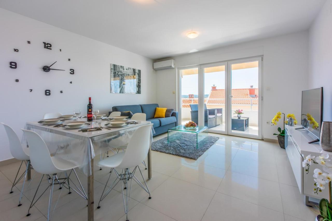 Apartmani Ilicevic Crikvenica Exterior foto